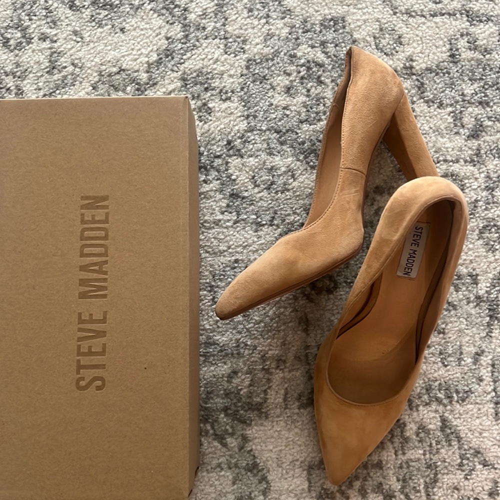 COPY - Steve Madden Beige Heels